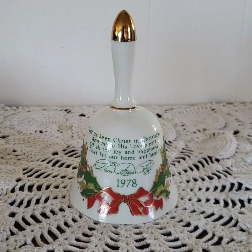 Vintage 1978 Helen Steiner Rice Porcelain Collectible Christmas Bell